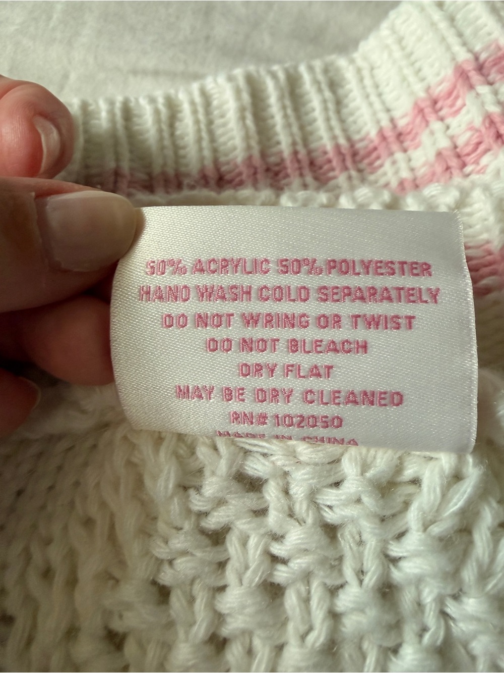 Taylor Swift- Lover Album Cardigan with Pink Hearts - Picture 6 of 7